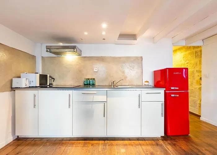 Apartment Au Coeur De L'ecusson - De Caractere
